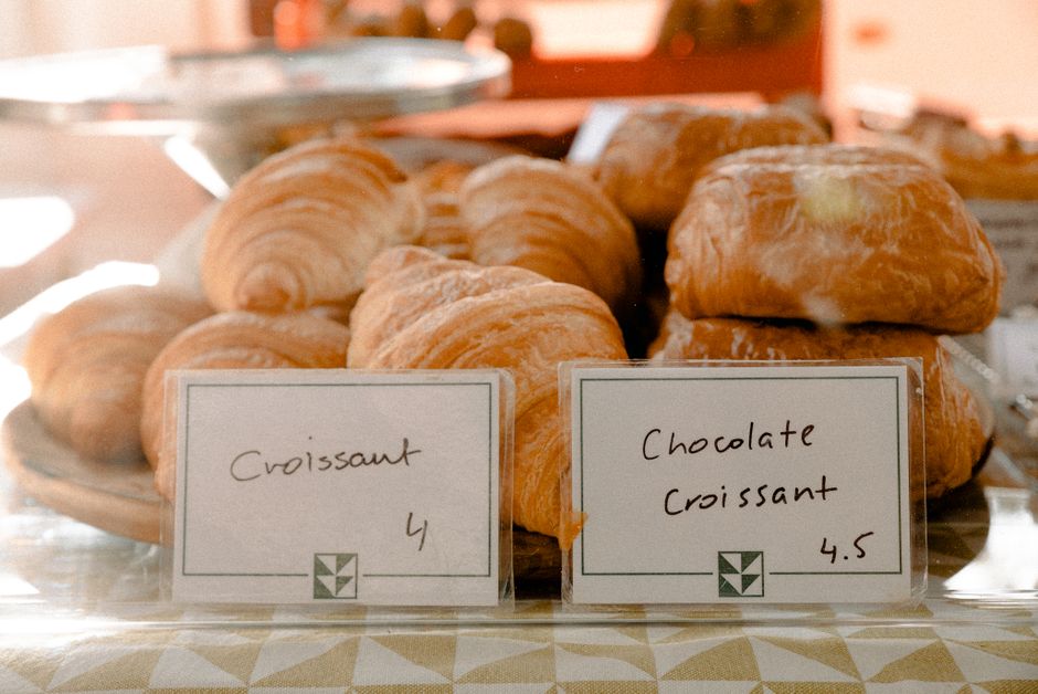 The Grumpy Detective and the Sunshine Baker: A Romance Trope Worth Savoring